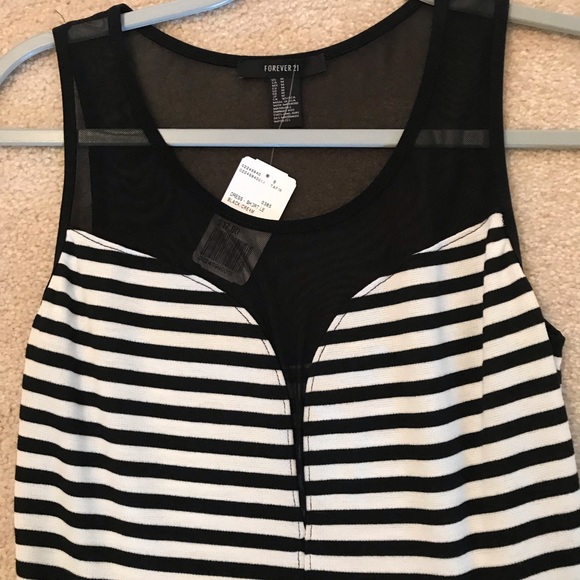 Black and white striped dress - Picture 2 of 3